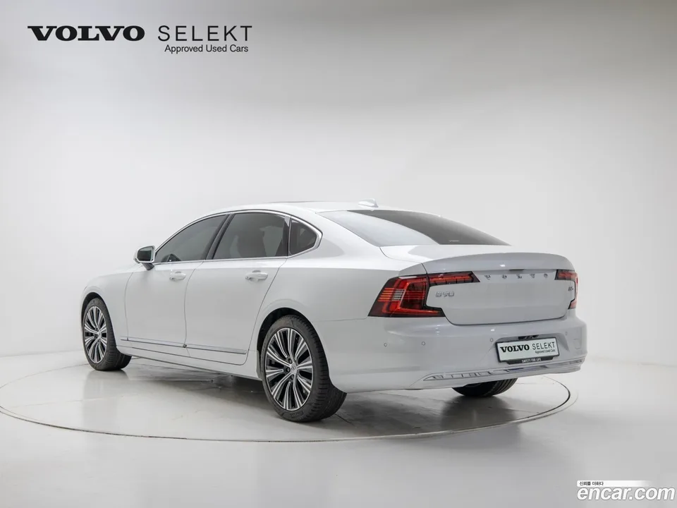 Volvo S90 B5 2022 — миниатюра 4