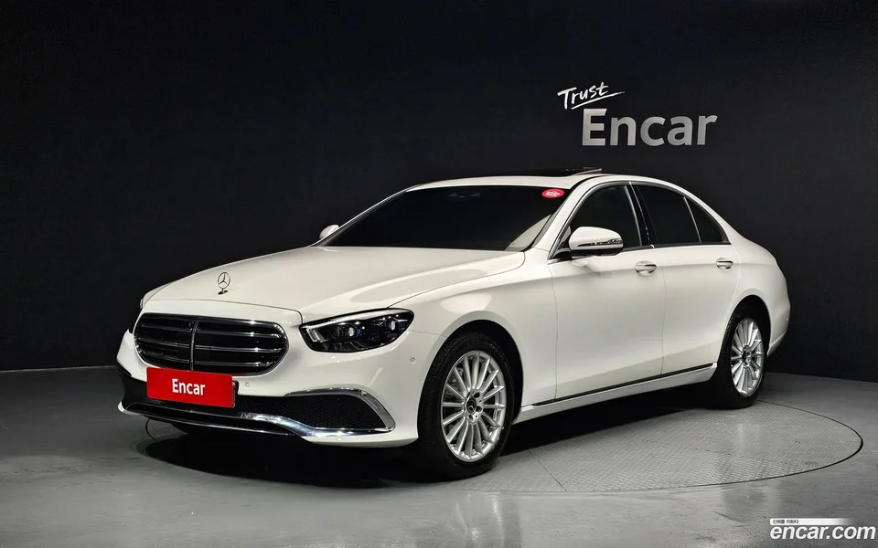 Mercedes-Benz E-Class E250 2022 — фото 1, купить с доставкой в Москву