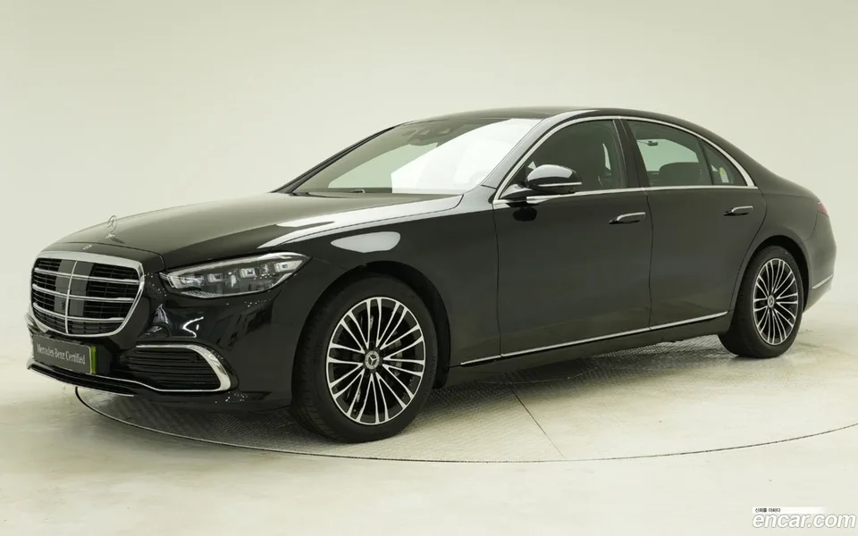 Mercedes-Benz S-Class S350 d 4MATIC 2025 — фото 1, купить с доставкой в Москву