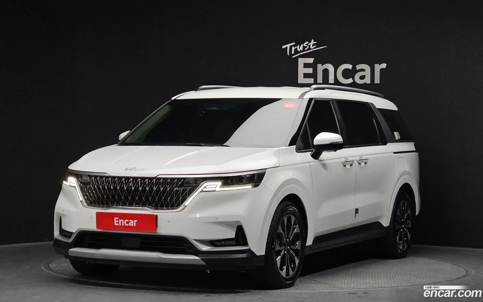 Kia Carnival 9 2022 — фото 1, купить с доставкой в Москву