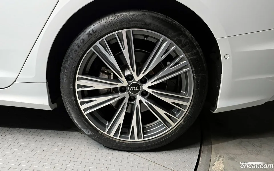 Audi A6 45 TFSI 2023 — миниатюра 5