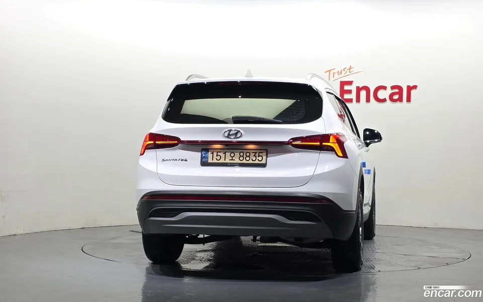 Hyundai SantaFe 2.5T 2WD 2023 — миниатюра 4