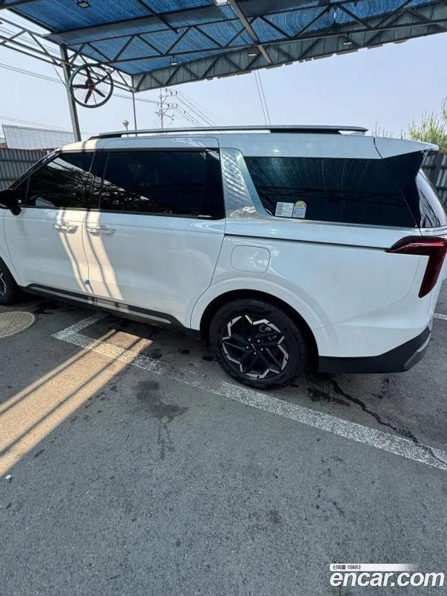 Kia Carnival 9 2024 — миниатюра 4