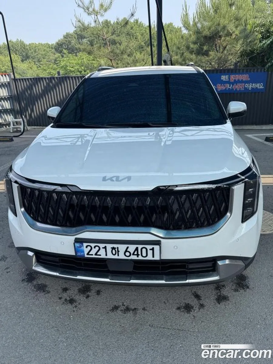 Kia Carnival 9 2024 — фото 1, купить с доставкой в Москву
