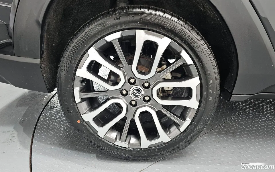KG Mobility Torres 1.5 2WD 2022 — миниатюра 5