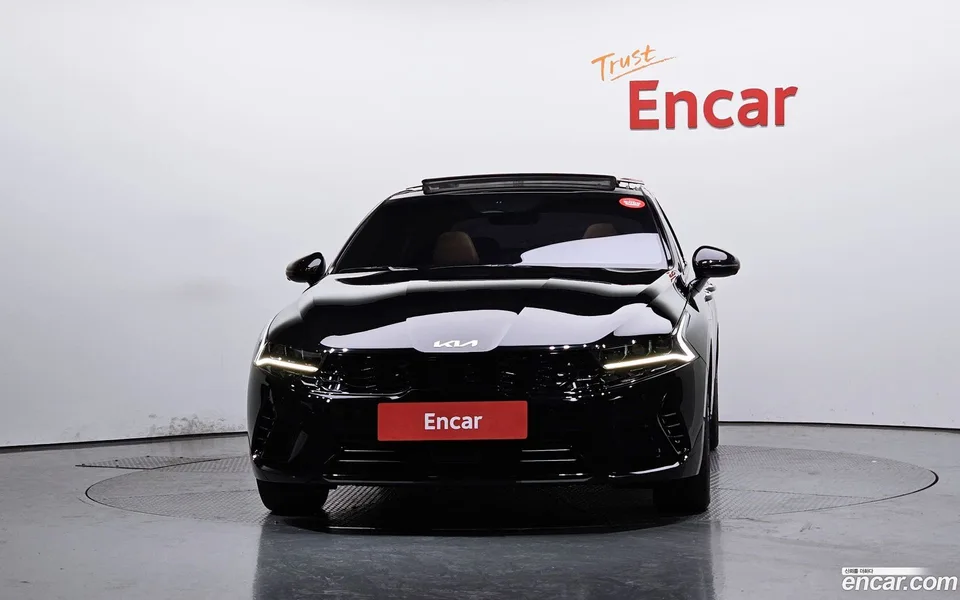 Kia K5 Hybrid 2023 — миниатюра 2