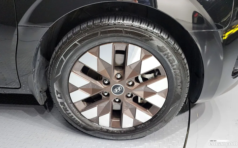 Hyundai Staria 4WD 9 2023 — миниатюра 5