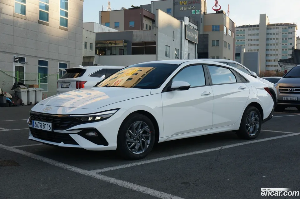 Hyundai Avante CN7 1.6 2025 — миниатюра 2