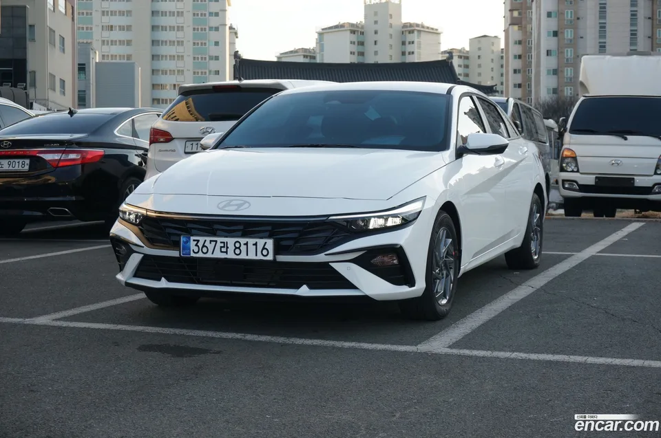 Hyundai Avante CN7 1.6 2025 — фото 1, купить с доставкой в Москву