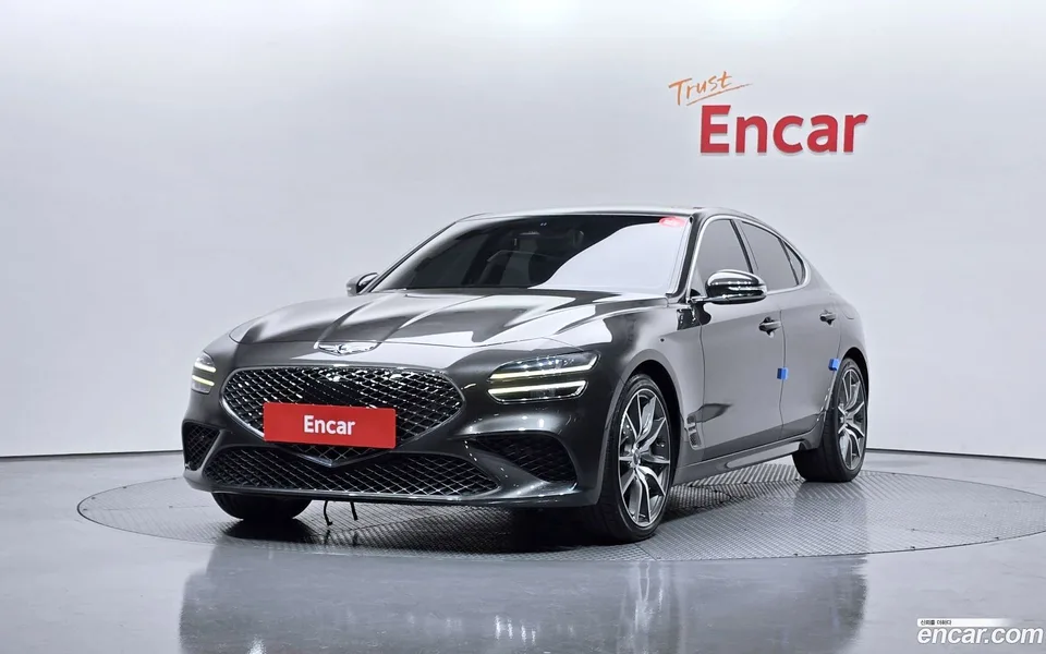 Genesis G70 2.0T 2WD 2022 — фото 1, купить с доставкой в Москву