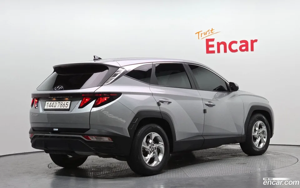 Hyundai Tucson 2.0 2WD 2022 — миниатюра 2