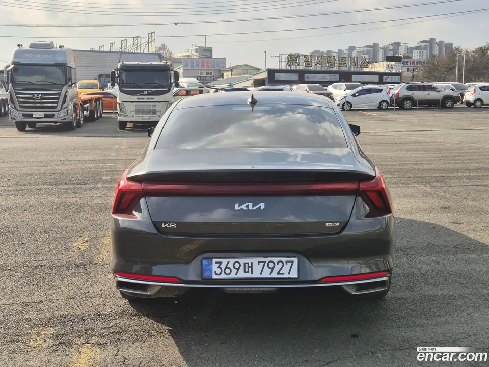 Kia K8 Hybrid 2023 — миниатюра 4