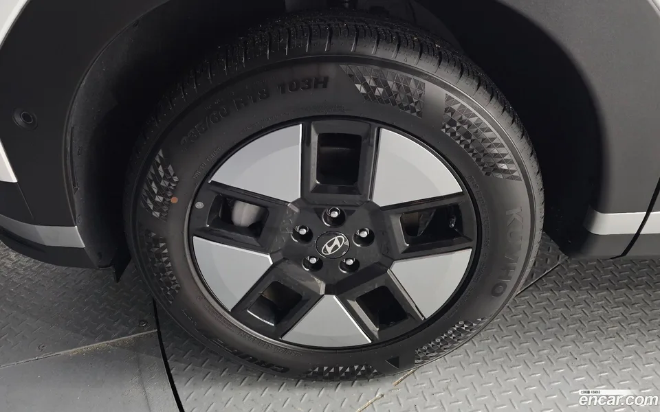 Hyundai SantaFe HEV 1.6 2WD 2025 — миниатюра 5