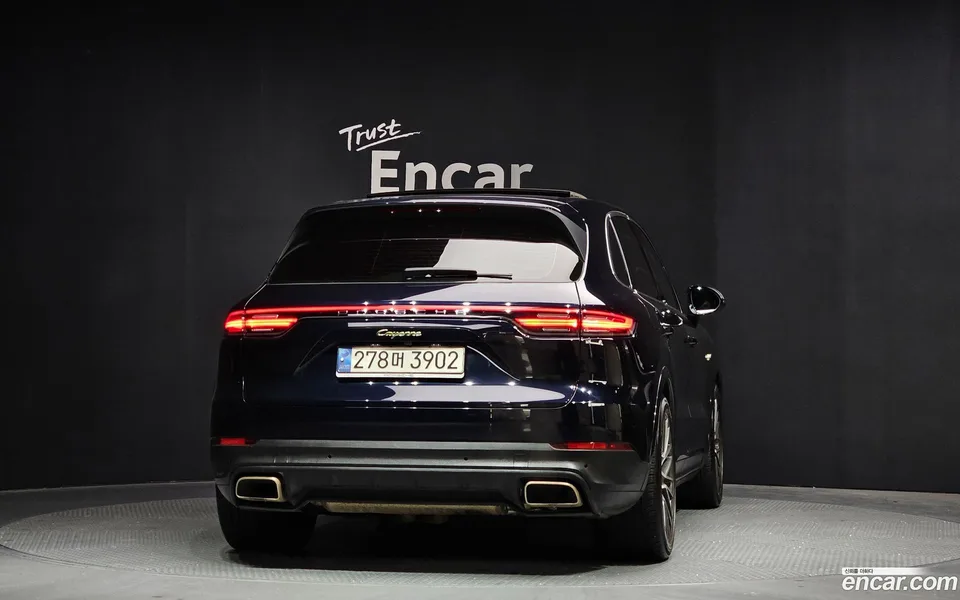 Porsche Cayenne 3.0 E- 2022 — миниатюра 4