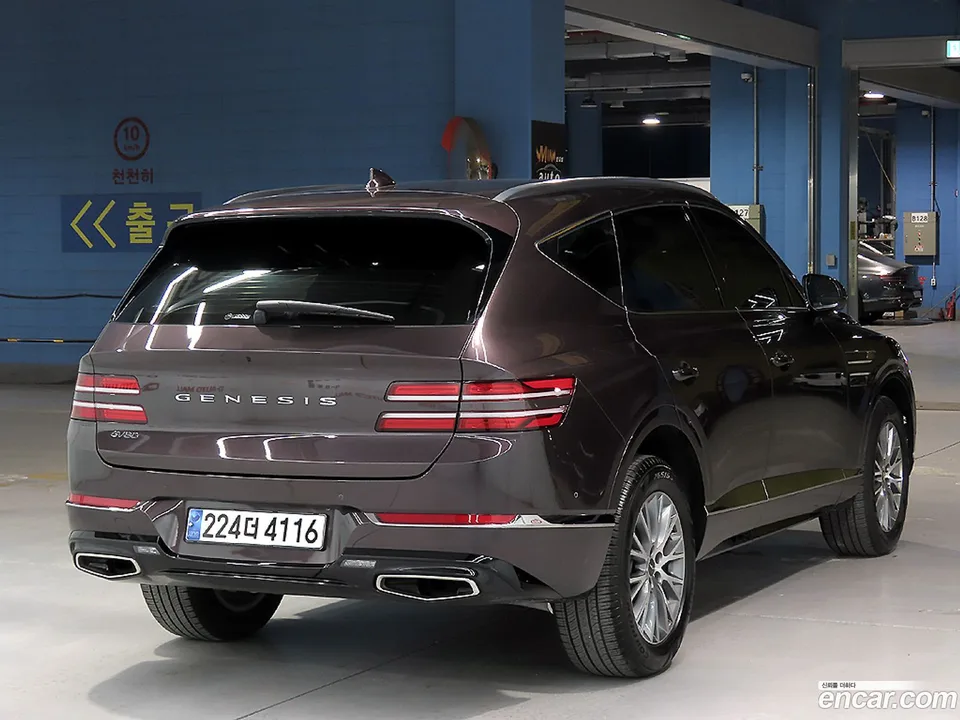 Genesis GV80 2.5T 2WD 2023 — миниатюра 2