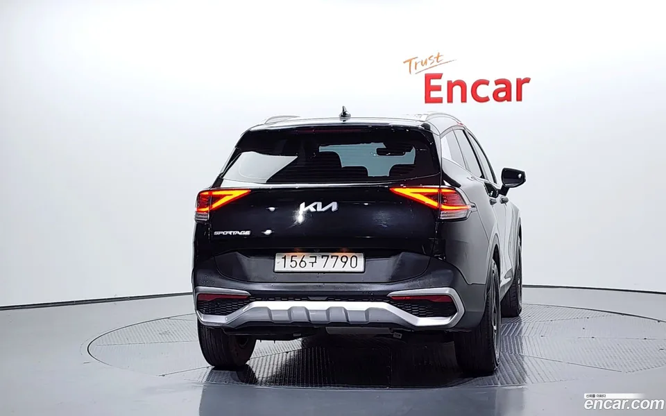 Kia Sportage 2.0 2WD 2022 — миниатюра 4
