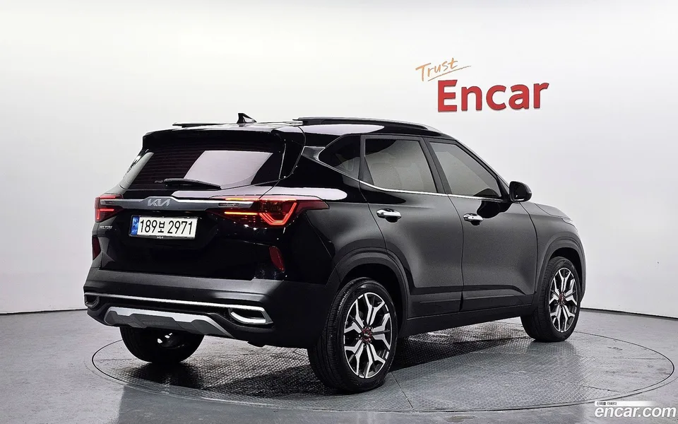 Kia Seltos 1.6 2WD 2022 — миниатюра 2