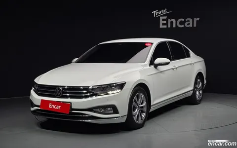 Volkswagen Passat GT 2022 купить в Москве