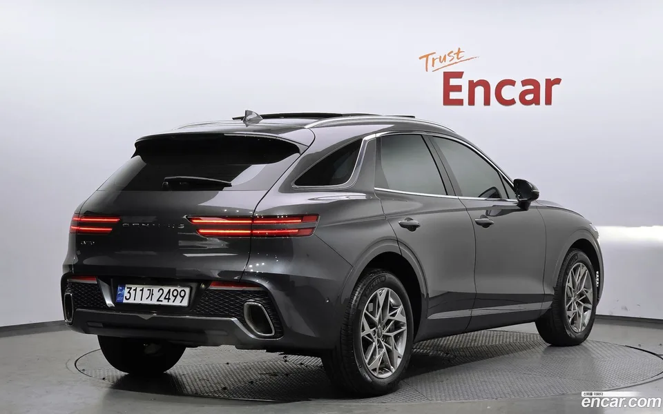 Genesis GV70 2.5T 2WD 2022 — миниатюра 2