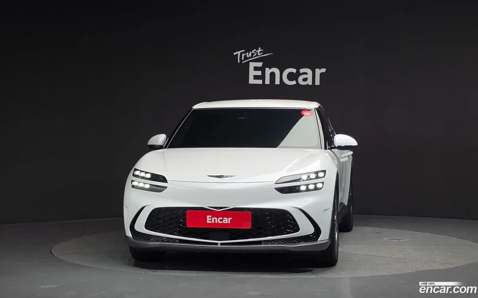 Genesis GV60 2023 — миниатюра 3