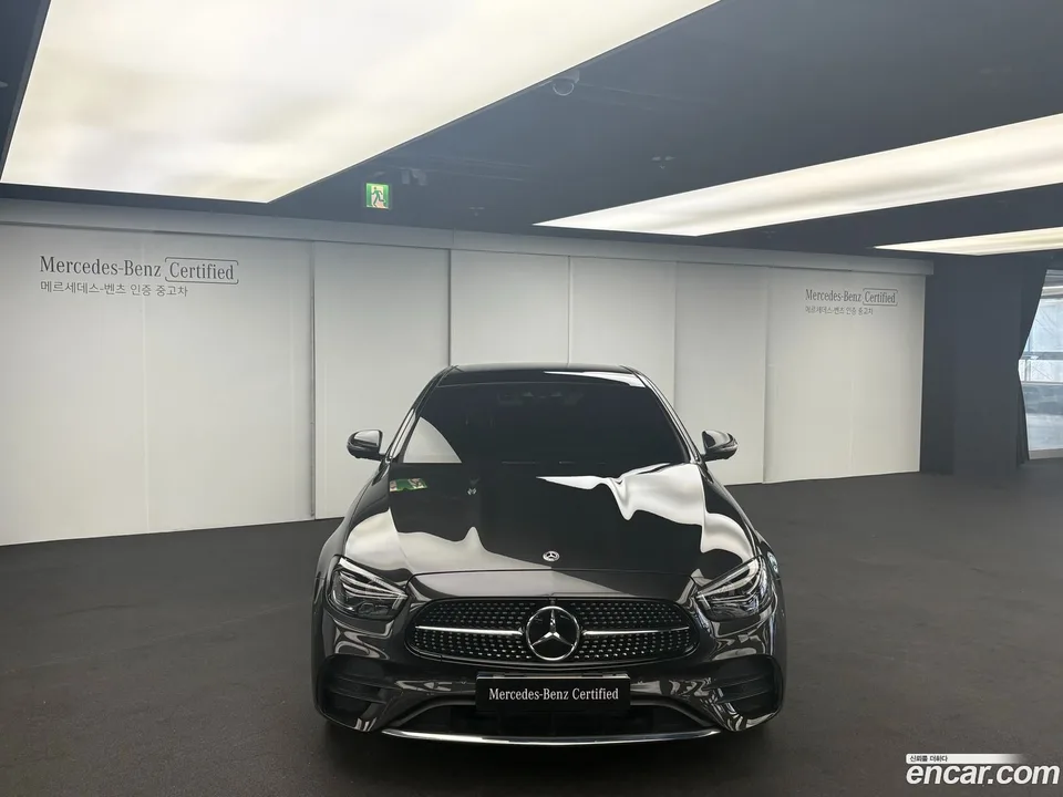 Mercedes-Benz E-Class E350 4MATIC AMG Line 2022 — миниатюра 3