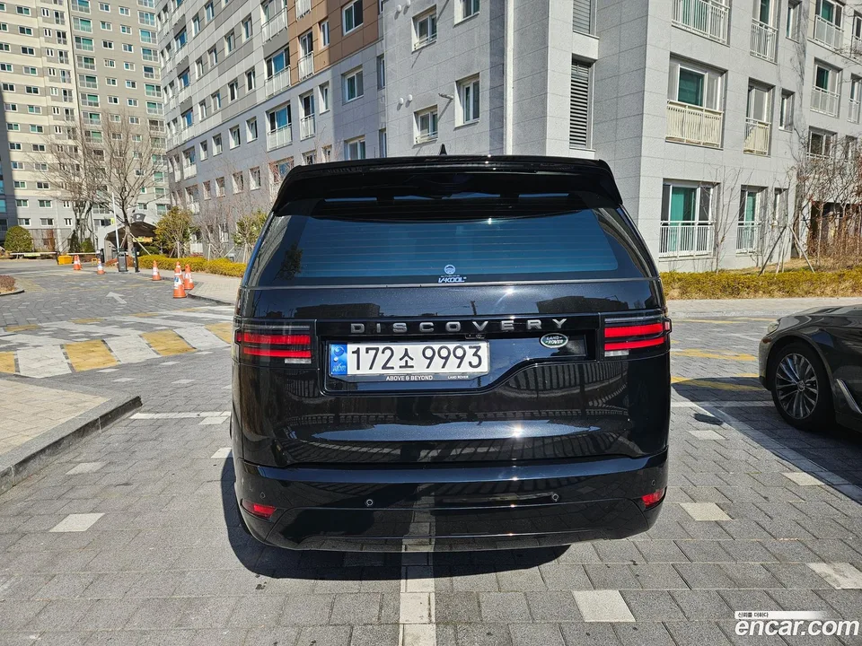 Land Rover Discovery D300 R- HSE 2023 — миниатюра 4