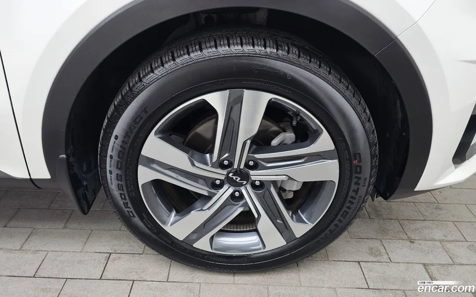 Kia Sorento HEV 1.6 2WD 2023 — миниатюра 5