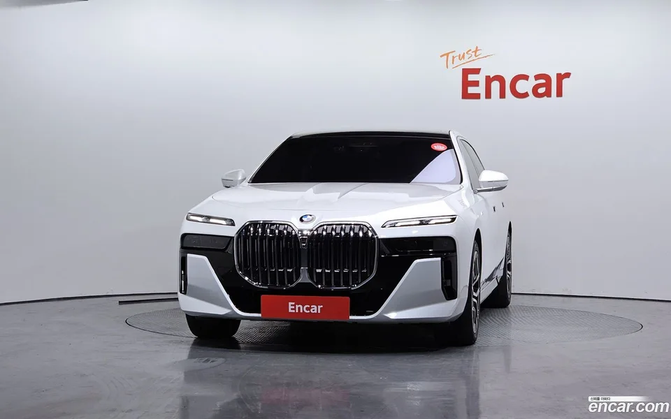 BMW 7 Series 740d xDrive M 2025 — миниатюра 3