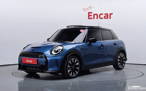 MINI Cooper S 2022 купить в Москве