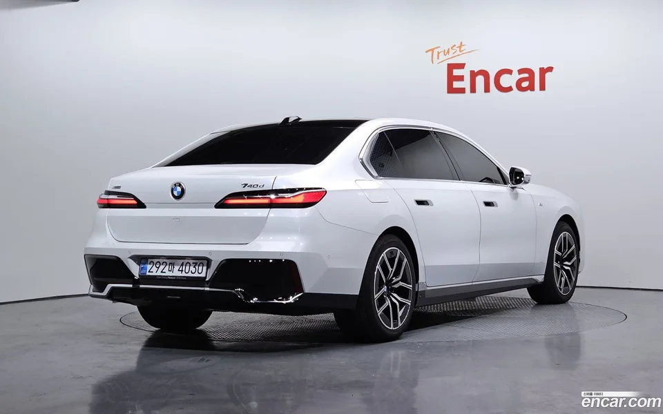 BMW 7 Series 740d xDrive M 2025 — миниатюра 2
