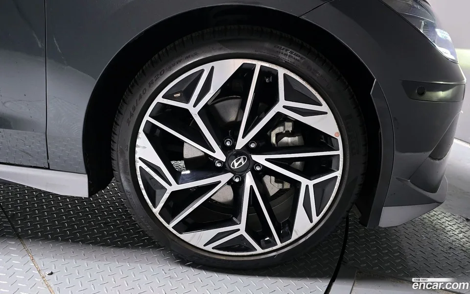 Hyundai Ioniq 6 2022 — миниатюра 5