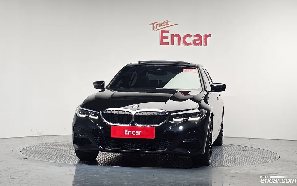 BMW 3 Series 330e M 2022 — миниатюра 3