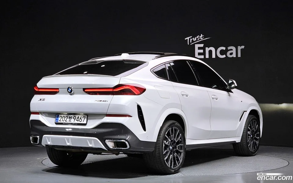 BMW X6 xDrive40i M 2023 — миниатюра 2