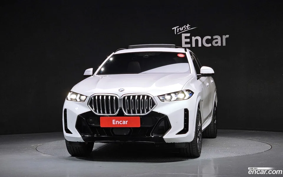 BMW X6 xDrive40i M 2023 — миниатюра 3