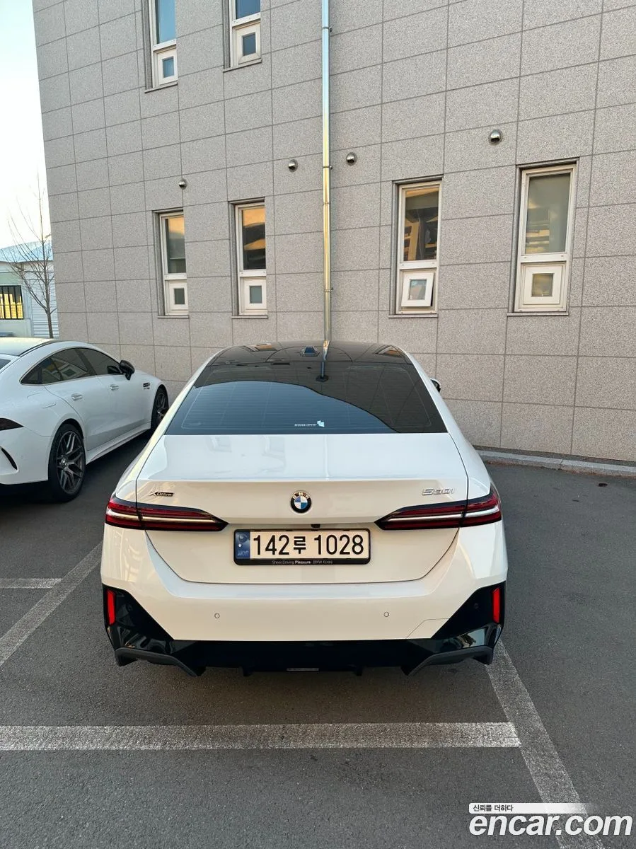 BMW 5 Series 530i xDrive M 2024 — миниатюра 5
