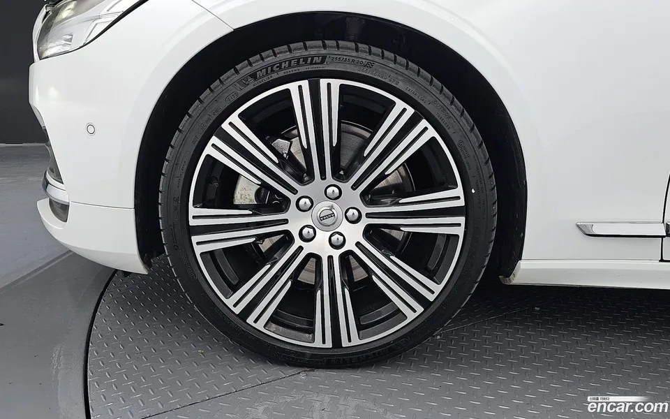 Volvo S90 B6 AWD 2023 — миниатюра 5