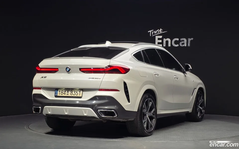 BMW X6 xDrive30d M 2022 — миниатюра 2