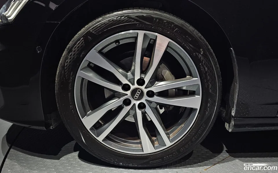 Audi A6 40 TDI 2023 — миниатюра 5