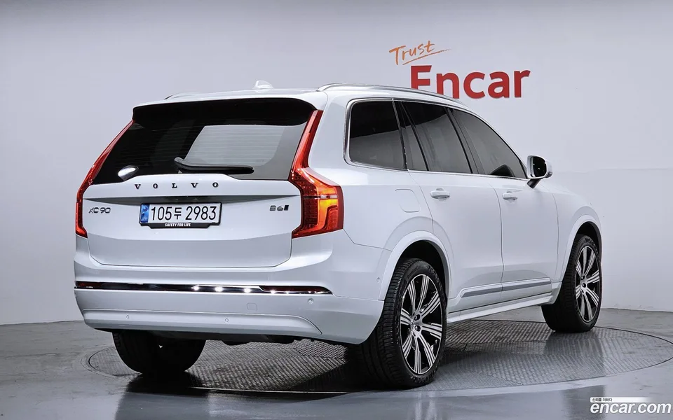 Volvo XC90 B6 2025 — миниатюра 2