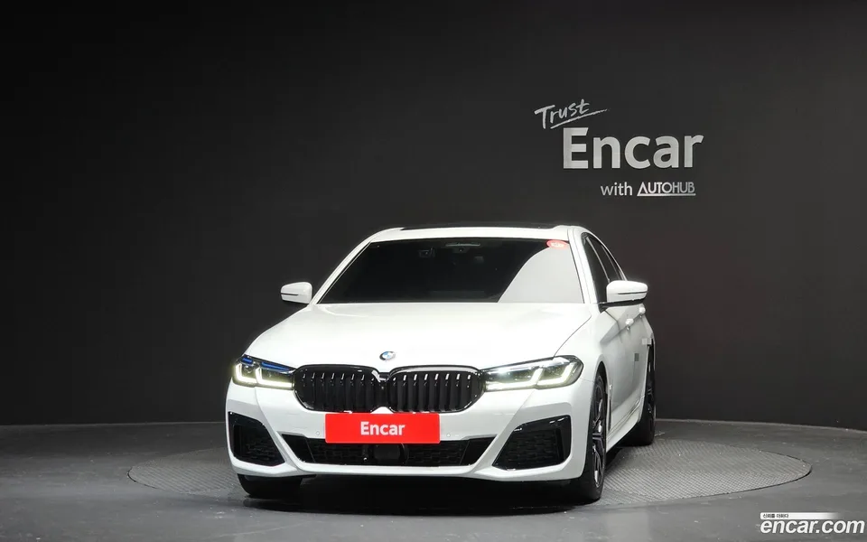 BMW 5 Series 530i M 2023 — миниатюра 3