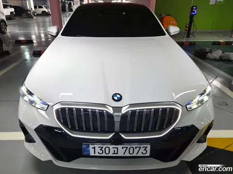BMW 5 Series (G60) 2025 купить в Москве
