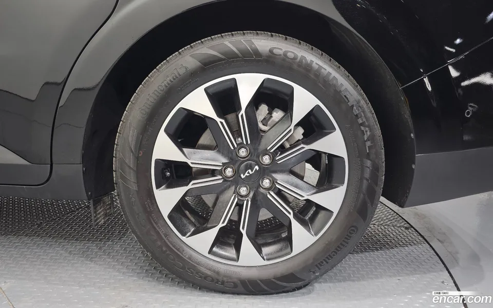 Kia Carnival 7 2023 — миниатюра 5
