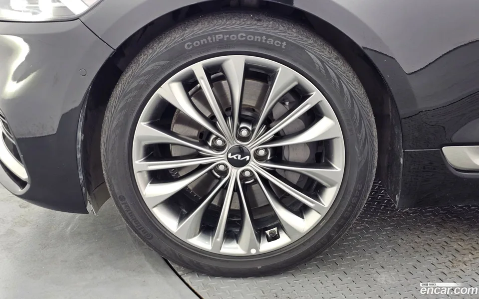 Kia K9 3.8 GDI AWD 2022 — миниатюра 5