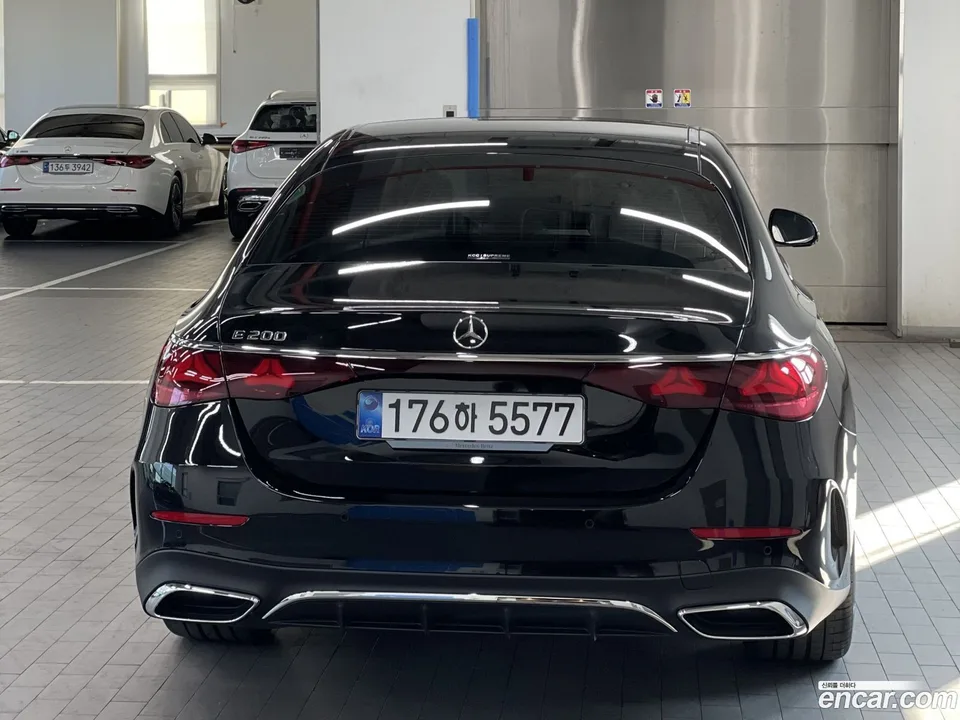 Mercedes-Benz E-Class E200 AMG Line 2025 — миниатюра 3