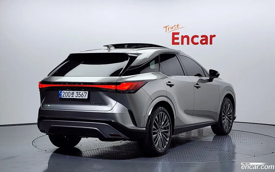 Lexus RX 350h 2023 — миниатюра 2