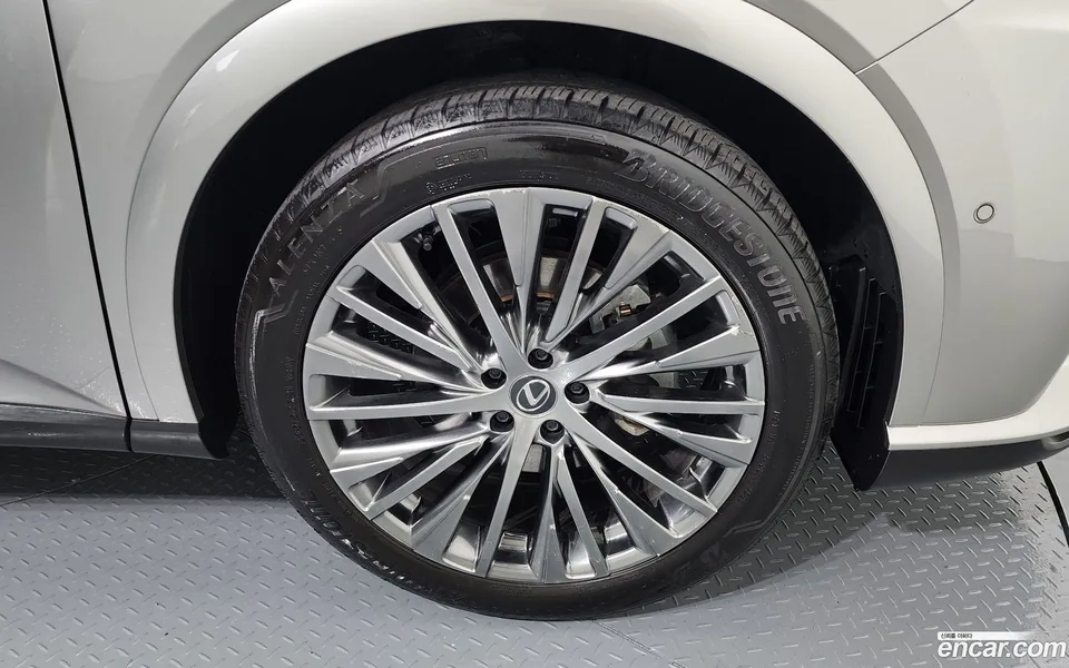 Lexus RX 350h 2023 — миниатюра 5