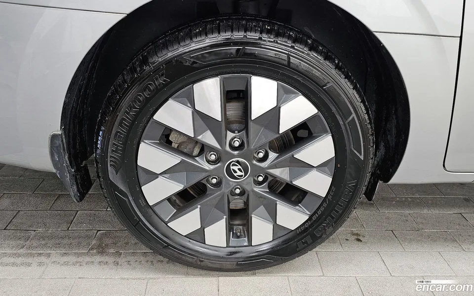 Hyundai Staria 9 2022 — миниатюра 5
