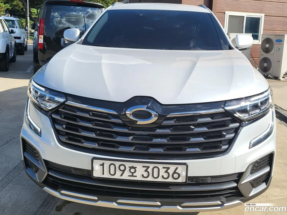 Renault Samsung QM6 2.0 LPe RE 2WD 2023 — фото 1, купить с доставкой в Москву