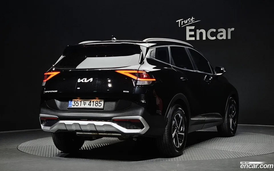 Kia Sportage Hybrid 2WD 2022 — миниатюра 2