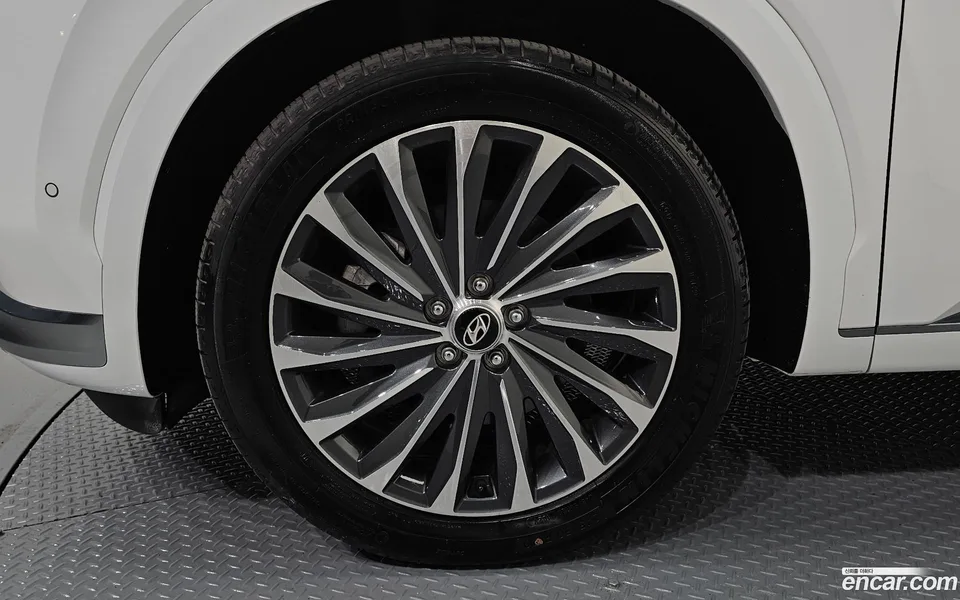 Hyundai Palisade 2.2 2WD 2023 — миниатюра 5